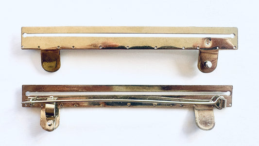 Brooch Bar